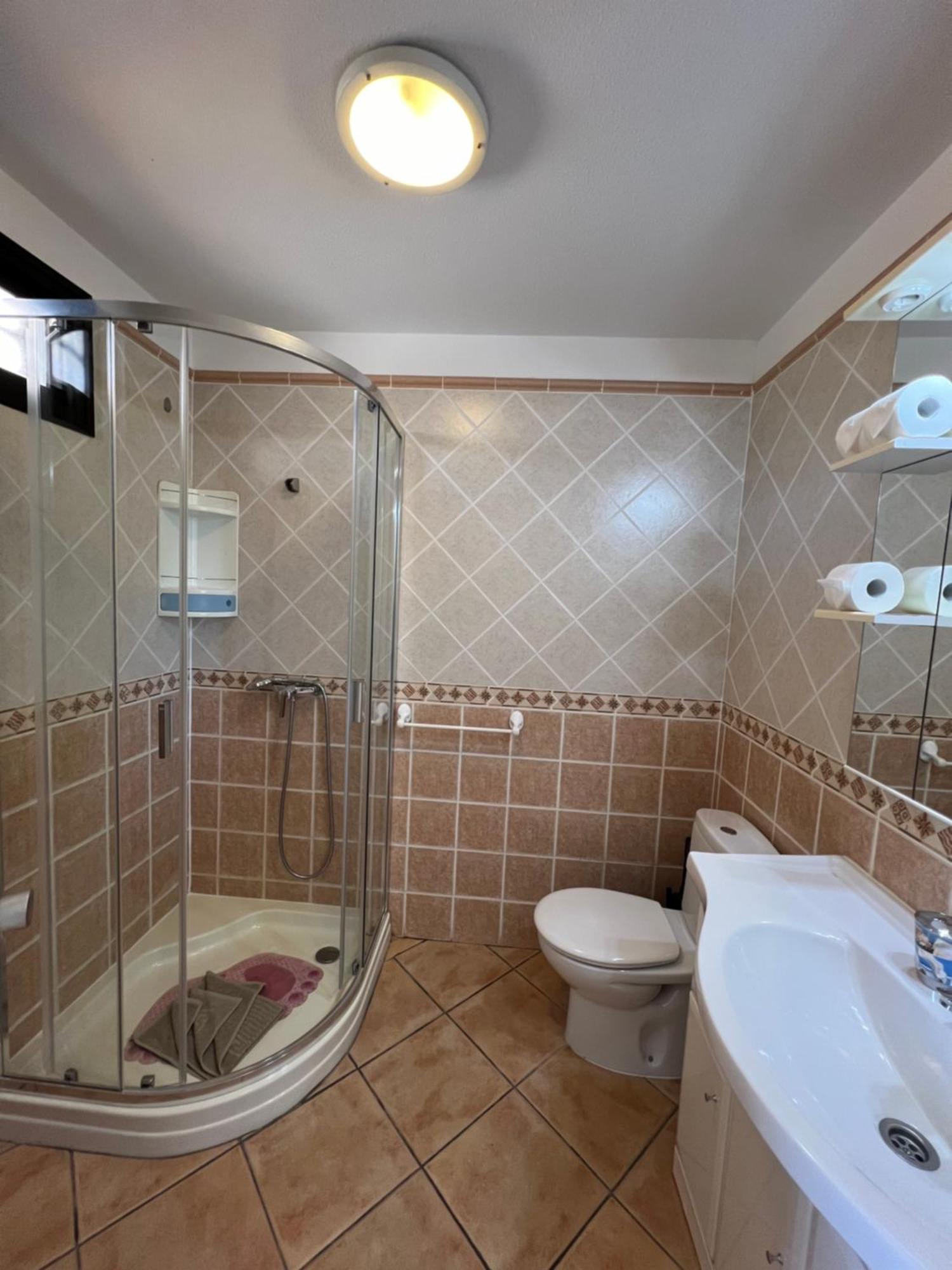 Apartment Center Los Cristianos ลอส กริสเตียนอส ภายนอก รูปภาพ